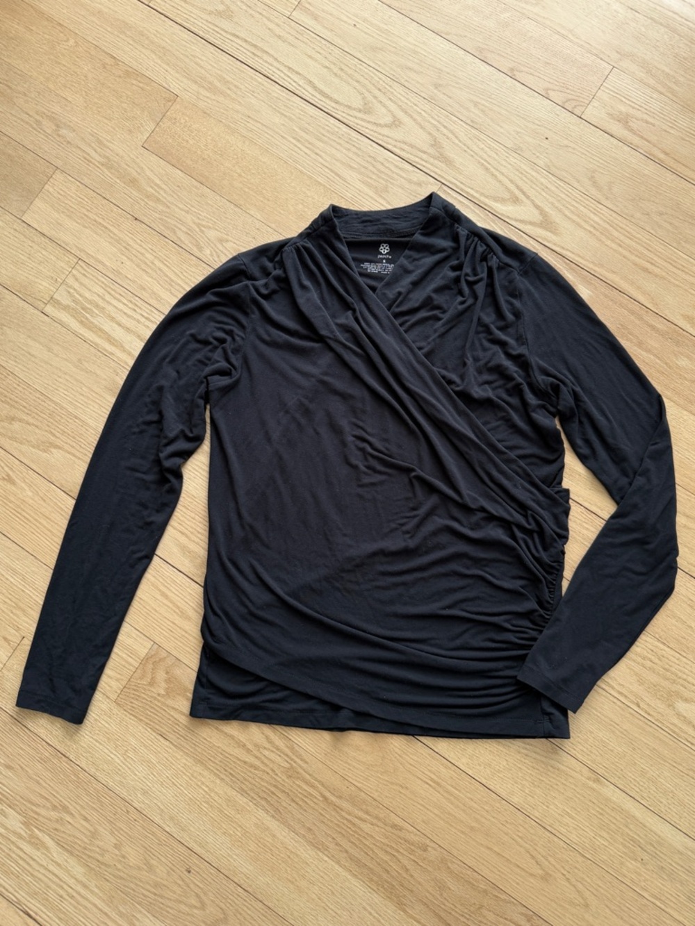 Black Long-Sleeve Wrap-Style Shirt Peach Athletic Small